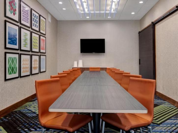 Holiday Inn Express & Suites - Detroit - Dearborn By Ihg מראה חיצוני תמונה